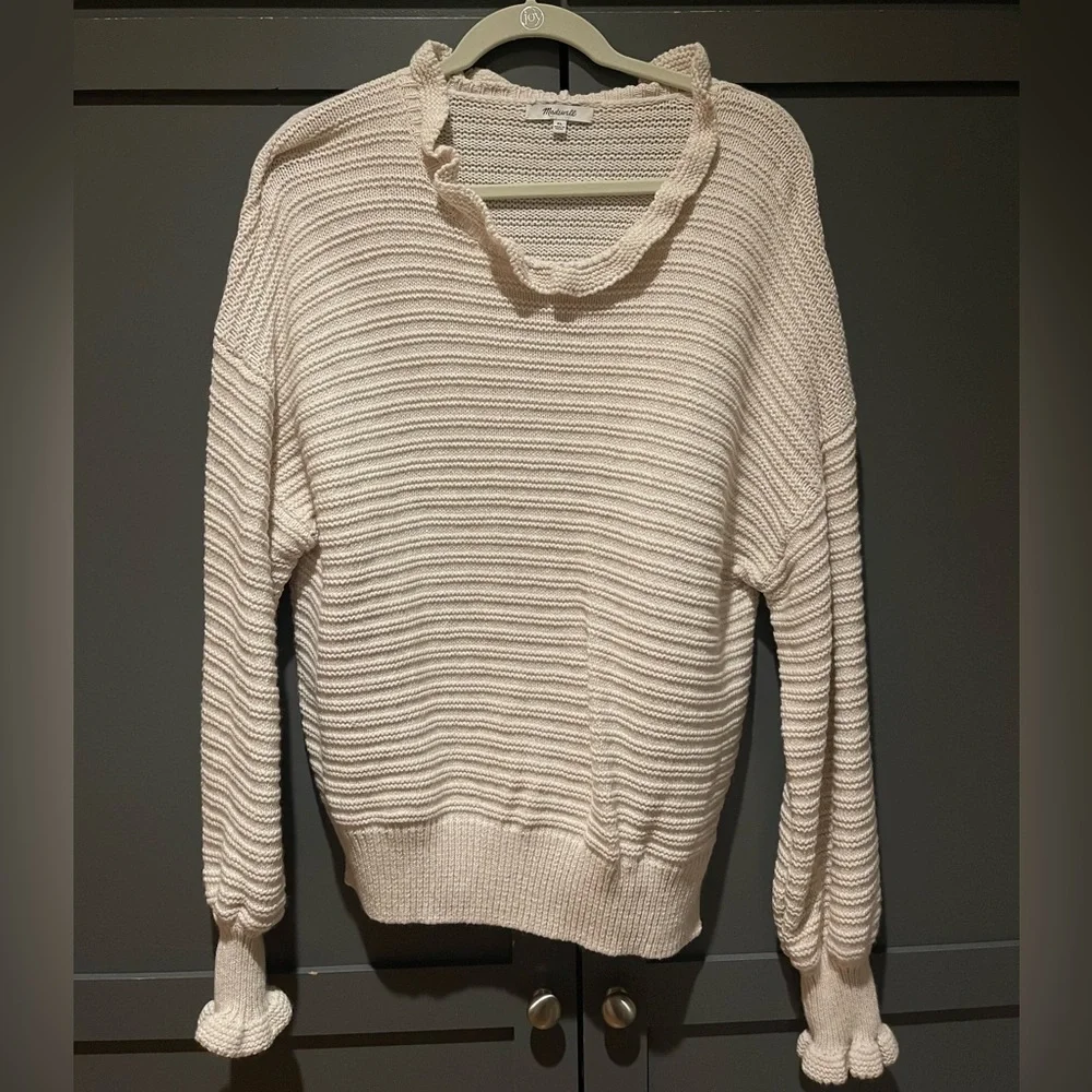 Madewell Ruffle-Neck Pullover Sweater in Cotton-Merino Yarn - Picture 4 of 10